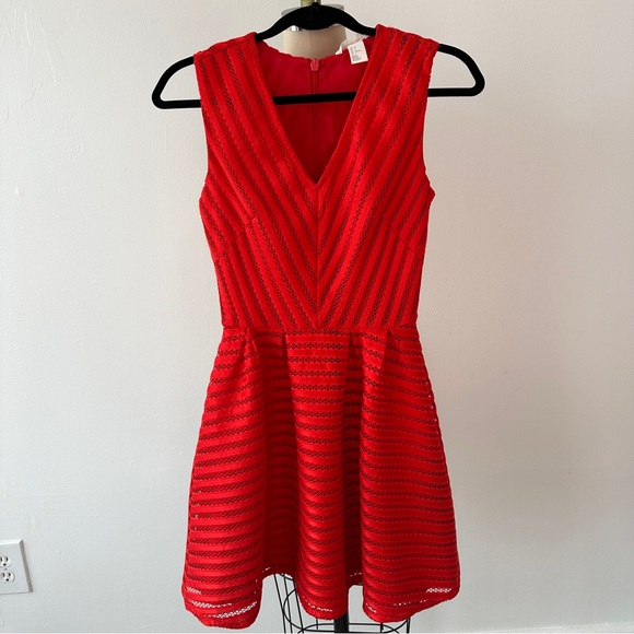 Red Dress - Picture 1 of 4